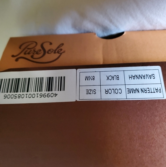 Pure Sole Low Heel Sandals - Picture 7 of 7